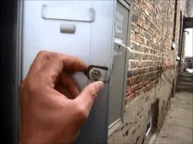 Emeryville Locksmith Service Emeryville, CA 510-731-0615 - apartment-lock-change